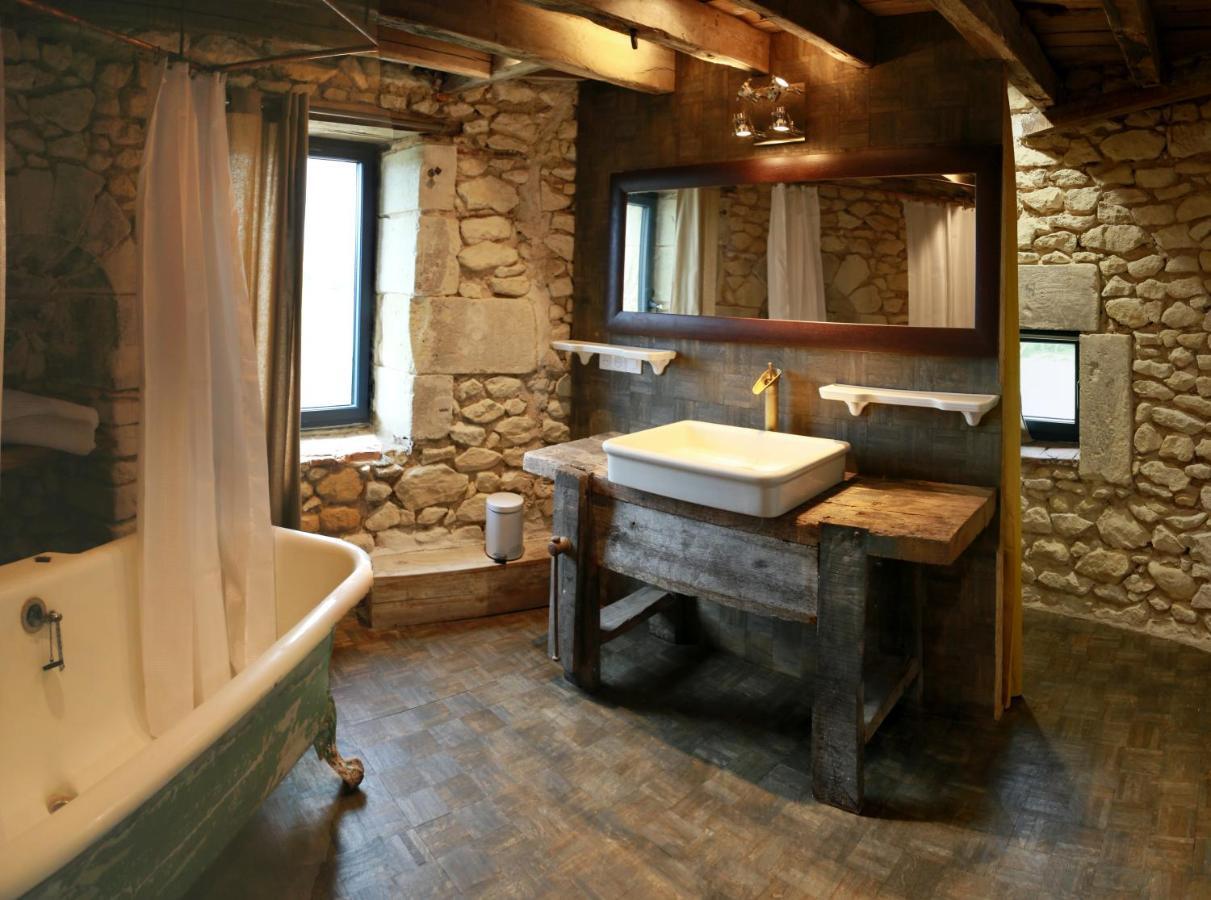 Le Moulin De La Motte Baudoin Villa Noyers-sur-Cher Exteriör bild